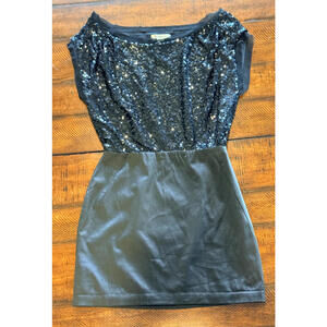 BCBGeneration Blouson Cap Sleeve Sequin Top Dress Black - Size 4  (see pics)